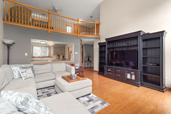 7706 Northfield Ln, Townhouse with 2 bedrooms, 4 bathrooms and 2 parking in Tinley Park IL | Image 10