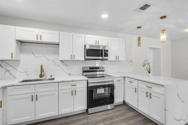 849 Royal Palm Beach Blvd, House other with 4 bedrooms, 3 bathrooms and null parking in Royal Palm Beach FL | Image 11