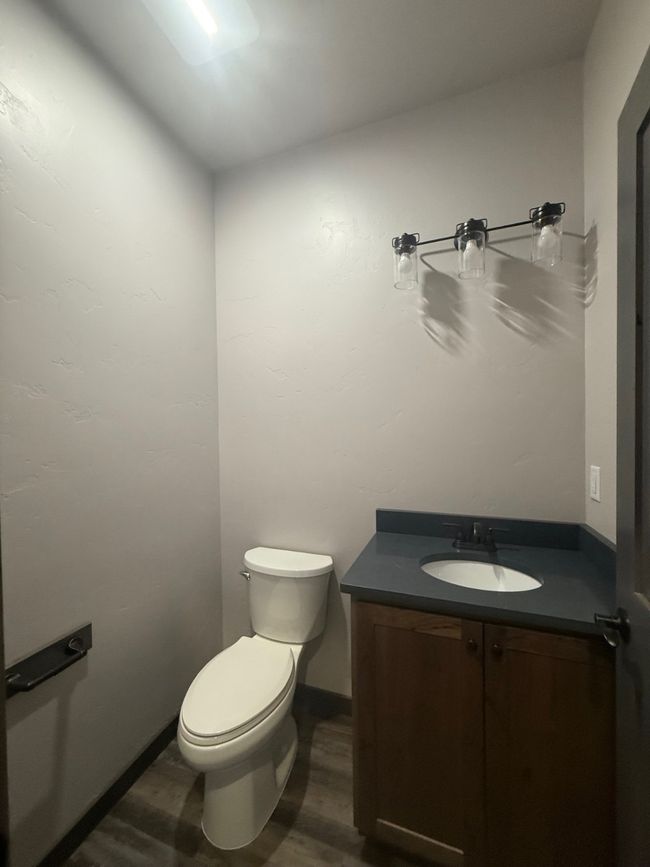 595 Grayling Rd, Townhouse with 4 bedrooms, 3 bathrooms and null parking in Lakeside MT | Image 15