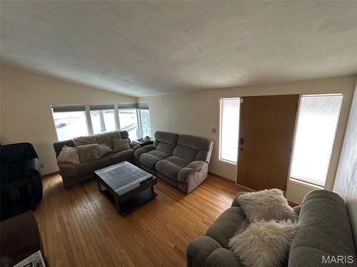 801 Stamper Ln, Godfrey, IL, 62035-2697 | Card Image