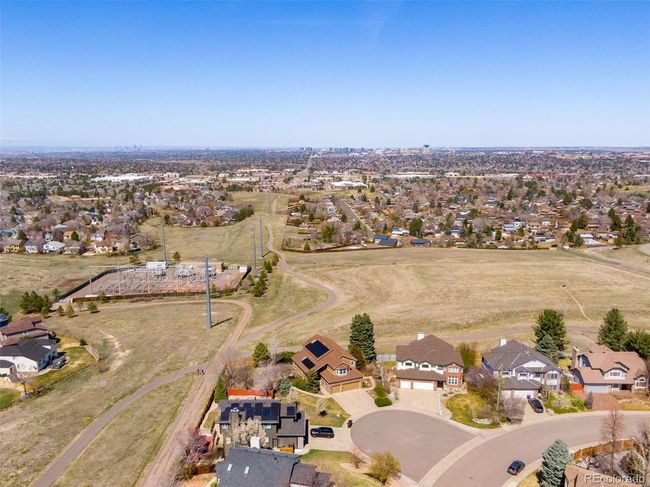 Bird's eye view with a residential view | Image 33