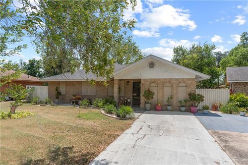 717 Nora Cir, Alamo, TX, 78516-3746 | Card Image