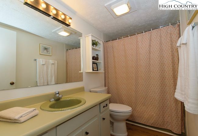 APT-25 - 220 Northridge Rd, Condo with 3 bedrooms, 3 bathrooms and null parking in Beech Mountain NC | Image 26