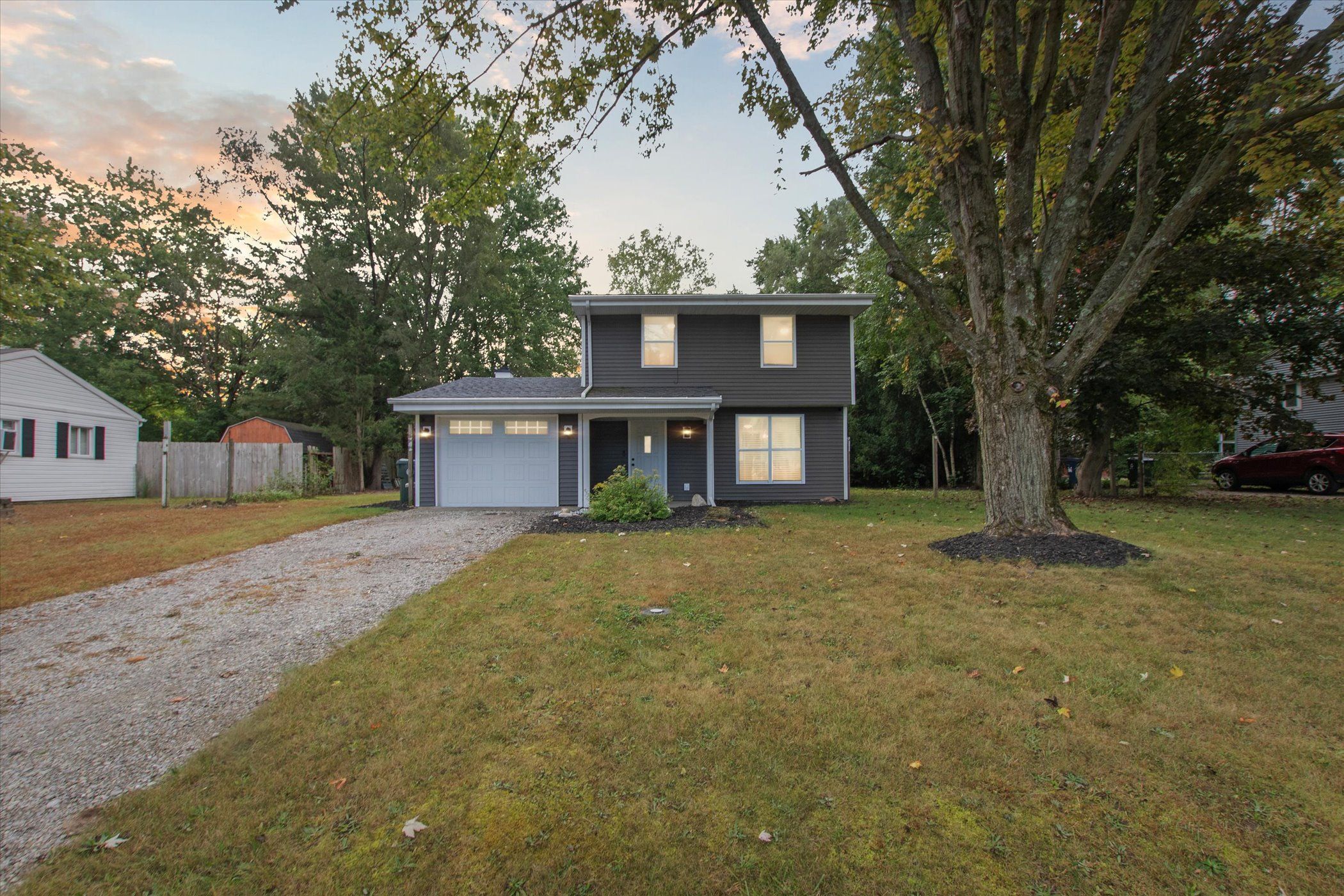 Chesterfield Rd, Lake Orion, MI 48359