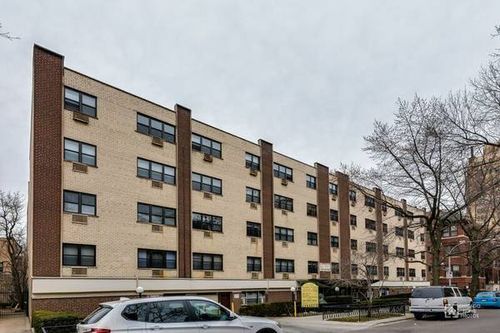 312-452 Aldine Ave, Chicago, IL, 60657-3617 | Card Image