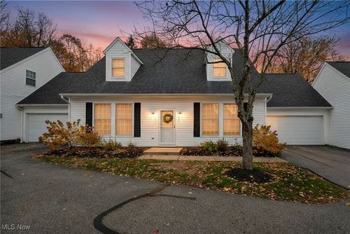 6843 Chaffee Ct, Brecksville, OH, 44141-2442 | Card Image