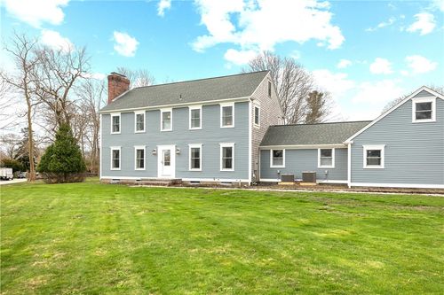 155 Taylor Rd, Portsmouth, RI, 02871-5416 | Card Image