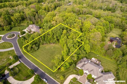 5164 Riverway Run, Powell, OH, 43065 | Card Image