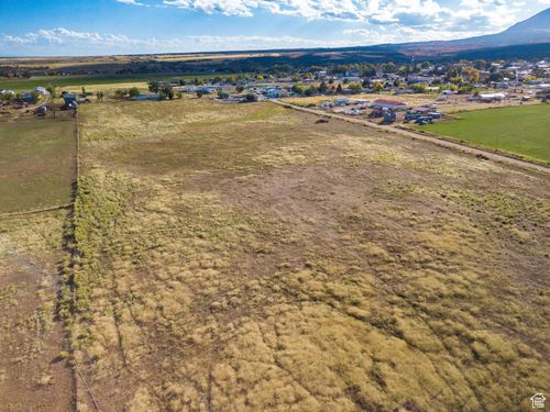 e-450 East, Monticello, UT, 84535 | Card Image