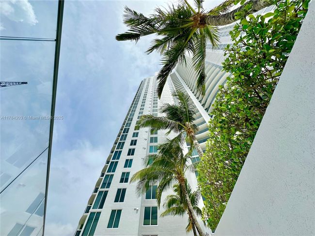 APT-405 - 18911 Collins Ave, Condo with 3 bedrooms, 4 bathrooms and null parking in Sunny Isles Beach FL | Image 28