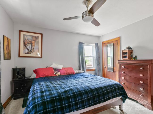 63 Ford St, House other with 3 bedrooms, 2 bathrooms and null parking in Canton NC | Image 9