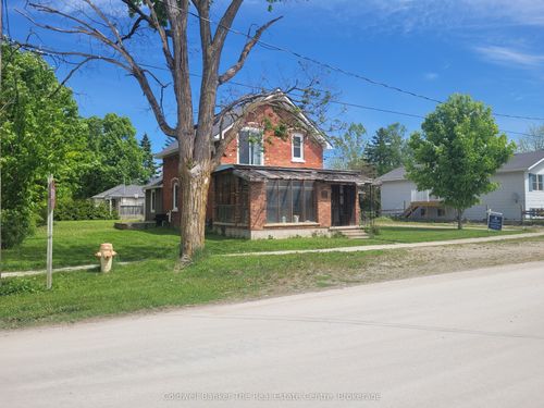 24 Elizabeth St W, Creemore, ON, L0M1G0 | Card Image