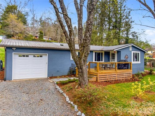 33 Kilpatrick St, Brevard, NC, 28712-9408 | Card Image