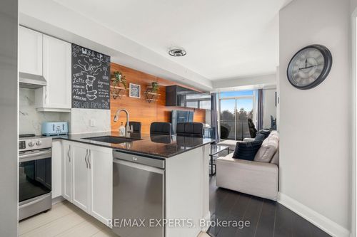 420-4700 Highway 7 N/A, Vaughan, ON, L4L0B4 | Card Image