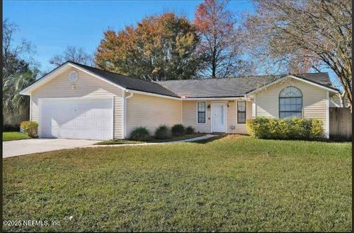 7826 Allspice Cir E, Jacksonville, FL, 32244-7037 | Card Image