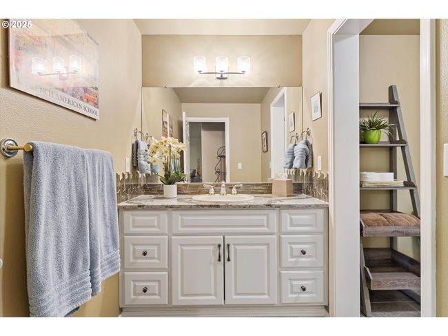 3486 Chaparrel Loop, House attached with 4 bedrooms, 4 bathrooms and 2 parking in West Linn OR | Image 21