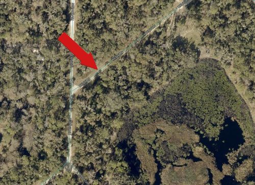 7132 Kenyon Dr, Webster, FL, 33597 | Card Image