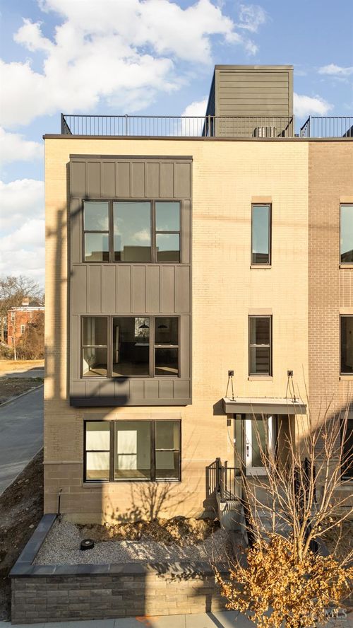 3010 Woodburn Ave, Cincinnati, OH, 45206-1416 | Card Image