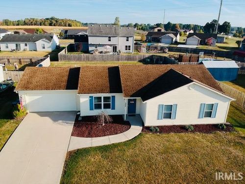 325 Sycamore Way, Avilla, IN, 46710-9472 | Card Image