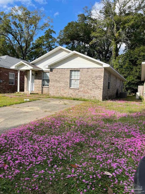 1760 W Strong St, Pensacola, FL, 32501-2762 | Card Image