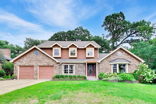 8751 Carlisle Ct, Darien, IL, 60561-5373 | Card Image