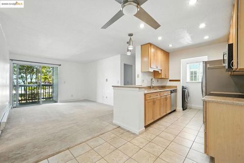 141 Lighthouse Dr, Vallejo, CA, 94590-4029 | Card Image