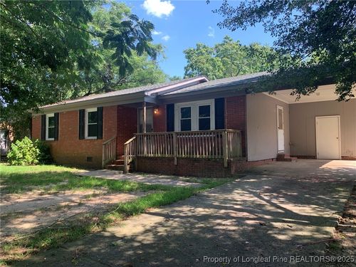 6561 Stillwater Dr, Fayetteville, NC, 28304-4609 | Card Image