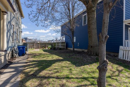 1152 Summit St, Columbus, OH, 43201-3517 | Card Image