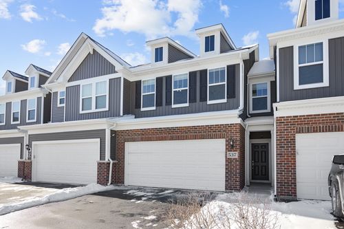 537 Watercress Dr, Aurora, IL, 60504-4529 | Card Image