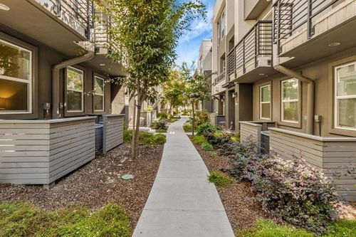 3470 Router Cmn, Fremont, CA, 94538-6266 | Card Image