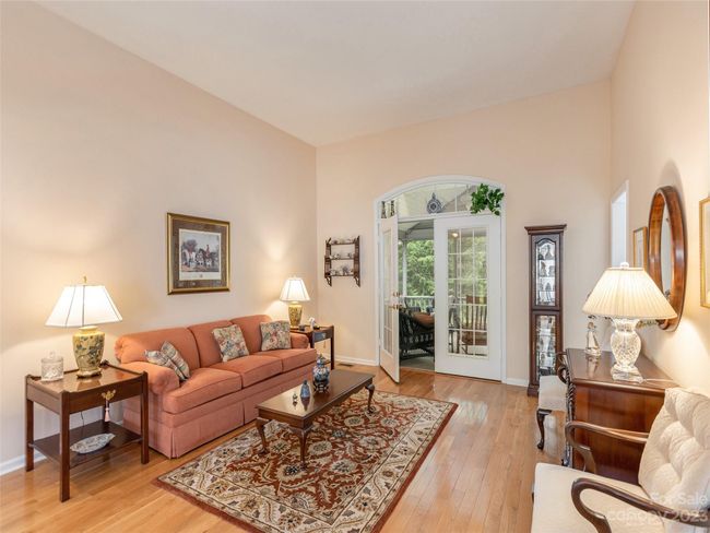 7 Pebble Beach Ct, House other with 3 bedrooms, 2 bathrooms and null parking in Etowah NC | Image 5