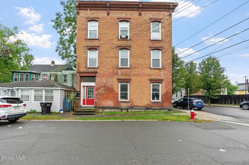 12 Tyler St, Troy, NY, 12180-5572 | Card Image