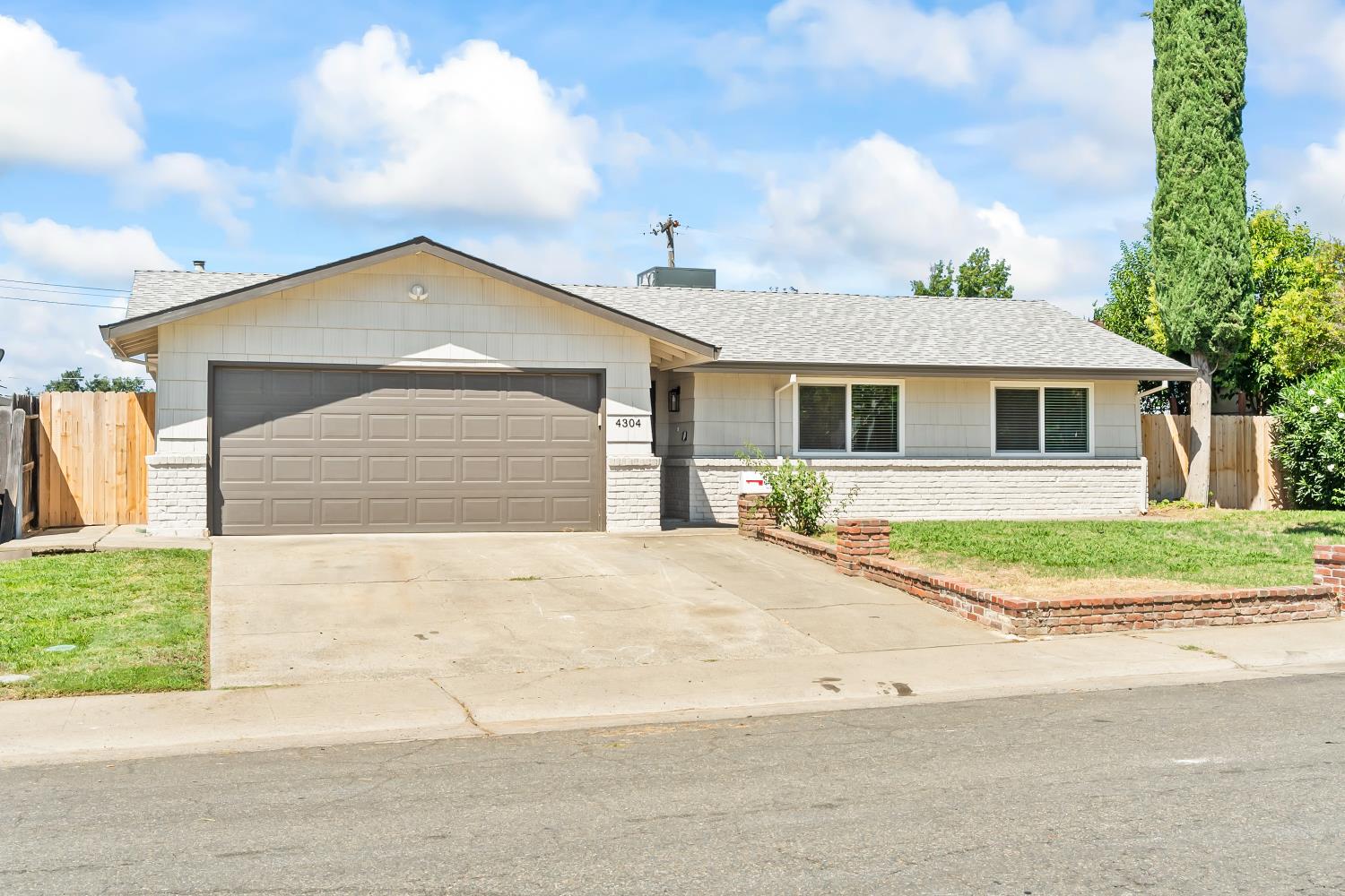 Residential in North Highlands 3