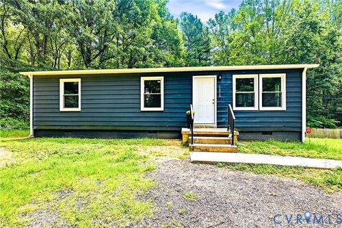 18605 Bishop St, Dinwiddie, VA, 23841-2736 | Card Image