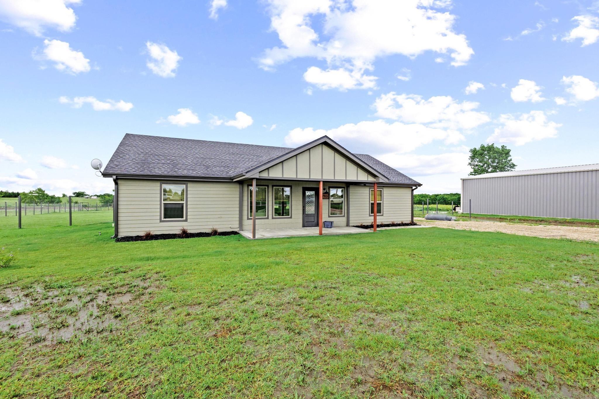 Residential in Honey Grove