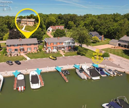 apt-7-2188 N Carriage Ln, Port Clinton, OH, 43452-2985 | Card Image