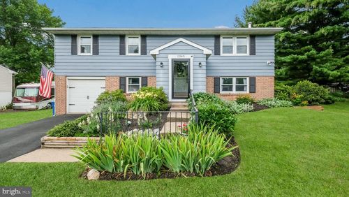 1345 Meadow Ln, Perkasie, PA, 18944-2115 | Card Image