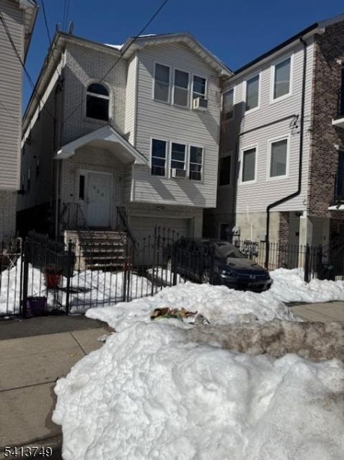 629 S 18th St, Newark, NJ, 07103-1127 | Card Image