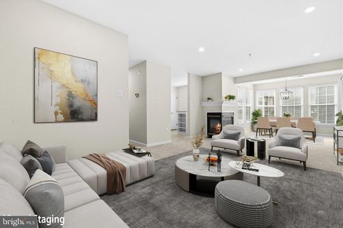 248-7501 Calderon Ct, ALEXANDRIA, VA, 22306-2347 | Card Image