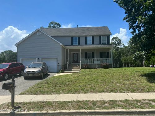 16 Aarons Way, Brick, NJ, 08723-6367 | Card Image