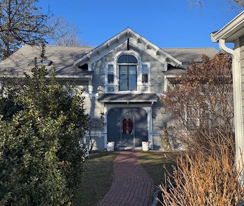 apt-2-17 Malbert Rd, Boston, MA, 02135-2783 | Card Image