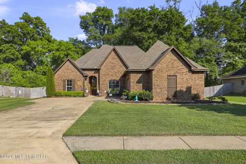 232 Cooper Ln, Canton, MS, 39046-6621 | Card Image