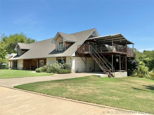 700 N Maytubby St, Kingston, OK, 73439 | Card Image