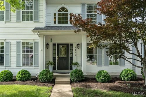 1315 Coach View Ln, Wildwood, MO, 63005-6321 | Card Image