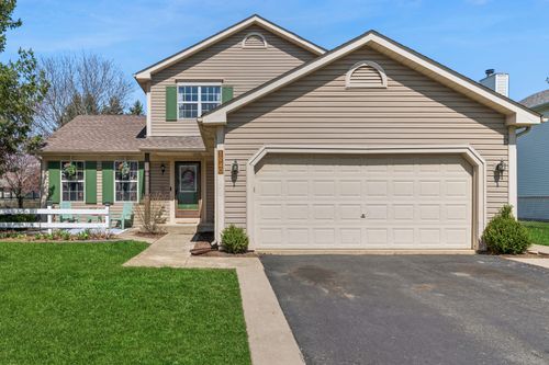 1940 Tanglewood Dr, Algonquin, IL, 60102-4256 | Card Image