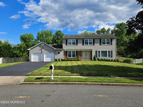 217 Betsy Ross Dr, Freehold, NJ, 07728-4223 | Card Image