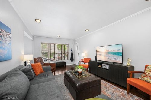1-1334 E 1st St, Long Beach, CA, 90802-5727 | Card Image