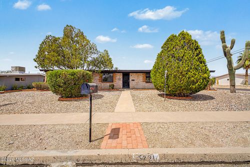 5261 E Rosewood Street, Tucson, AZ, 85711 | Card Image