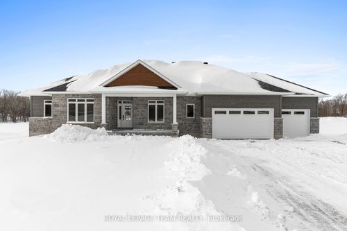 1166 Jamieson Lane, Renfrew, ON, K7V3Z4 | Card Image