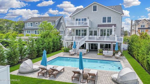 915 Barnegat Ln, Mantoloking, NJ, 08738-1801 | Card Image